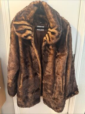 Pamela McCoy Faux Fur Brown Pea Coat with Dark Brown Accents